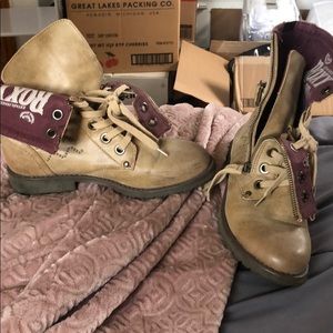 Roxy moto boots